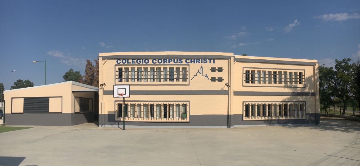 Fachada colegio